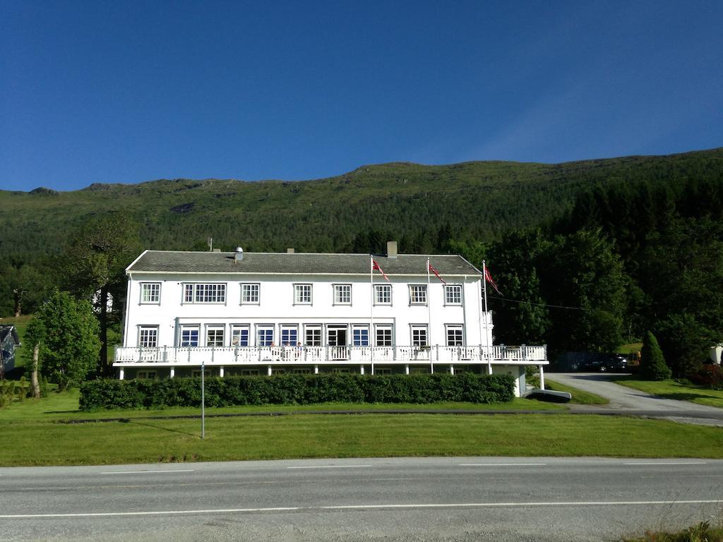Eidsvag Fjordhotell Exterior photo